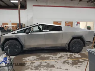 2024 Tesla Cybertruck with VIN 7G2CEHED0RA009086, listed as a IAAI auction lot 41855548 with 15,507 mi miles. Bid and sale history available at carsss.com. Image 15.