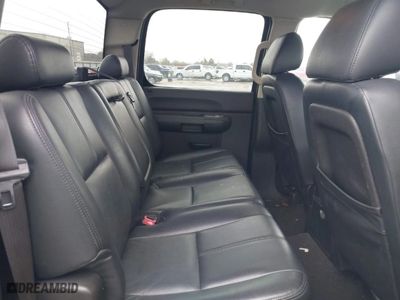 2008 Chevrolet Silverado 1500 LT w/1LT with VIN 3GCEK13J18G281131, listed as a IAAI auction lot 41715224 with 193,458 mi miles. Bid and sale history available at carsss.com. Image 8.