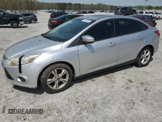 2013 Ford Focus SE z VIN 1FADP3F2XDL258267, wystawiony jako Copart lot #51500095 z przebiegiem 144 370 mil mil oraz Tytuł czysty. Historia ofert i sprzedaży dostępna na DreamBid. Obrazek 1.