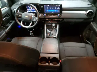 2023 Chevrolet Colorado 4WD LT z VIN 1GCPTCEK4P1170173, wystawiony jako Copart lot #57865595 z przebiegiem 106 669 mil mil oraz Czysty tytuł • Clean title. Historia ofert i sprzedaży dostępna na DreamBid. Obrazek 8.