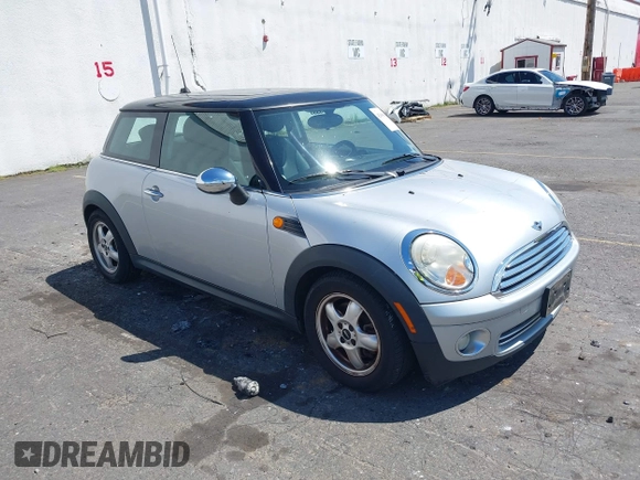 2009 MINI Hardtop with VIN WMWMF335X9TU71767, listed as a IAAI auction lot 42696886 with 105,408 mi miles and . Bid and sale history available at DreamBid. Image 1.