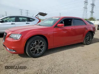 2016 Chrysler 300 S z VIN 2C3CCAGG7GH117288, wystawiony jako Copart lot #53866085 z przebiegiem 129 595 mil mil oraz Szkody całkowita. Historia ofert i sprzedaży dostępna na DreamBid. Obrazek 1.
