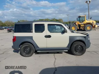 2005 Honda Element LX with VIN 5J6YH18325L008312, listed as a IAAI auction lot 41731628 with 177,797 mi miles and . Bid and sale history available at DreamBid. Image 13.