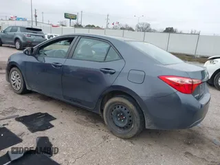 2018 Toyota Corolla L z VIN 5YFBURHE8JP762341, wystawiony jako IAAI lot #41616281 z przebiegiem 141 882 mil mil oraz . Historia ofert i sprzedaży dostępna na DreamBid. Obrazek 3.