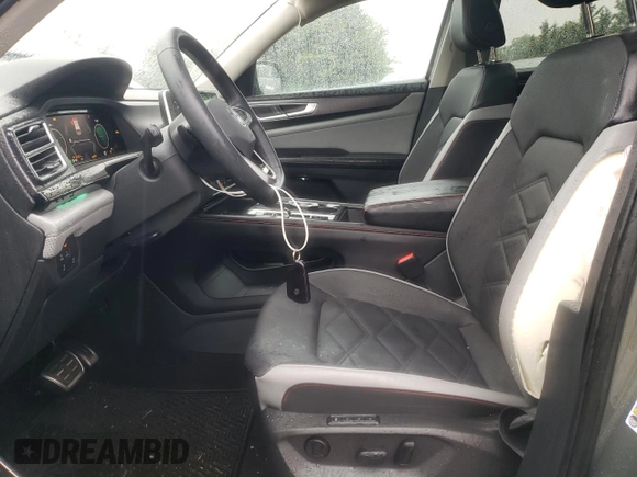 2024 Volkswagen Atlas Peak Edition SEL with VIN 1V2GR2CA8RC544325, listed as a Copart auction lot 56823975 with 16,469 mi miles and Salvage title. Bid and sale history available at DreamBid. Image 7.