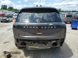 2024 Land Rover Range Rover SE with VIN SALKP9FUXRA203643, listed as a Copart auction lot 59896815 with 39,806 mi miles and Salvage title. Bid and sale history available at DreamBid. Image 6.