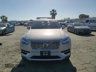 2023 Volvo XC90 Plus Bright Theme with VIN YV4H60CN4P1955118, listed as a Copart auction lot 54465334 with 13,014 mi miles and Salvage title. Bid and sale history available at DreamBid. Image 12.