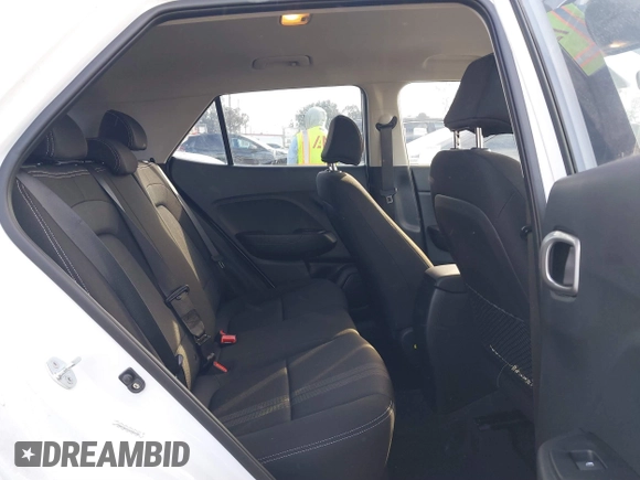 2021 Hyundai Venue SEL with VIN KMHRC8A3XMU064482, listed as a IAAI auction lot 41482558 with 17,205 mi miles and . Bid and sale history available at DreamBid. Image 8.