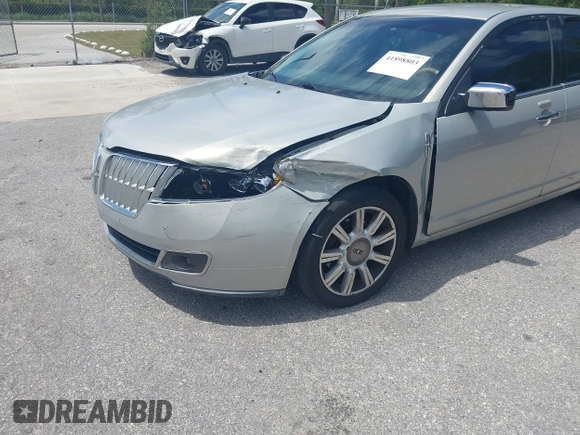 2010 Lincoln MKZ with VIN 3LNHL2GC8AR754217, listed as a IAAI auction lot 41898803 with 114,592 mi miles. Bid and sale history available at carsss.com. Image 6.