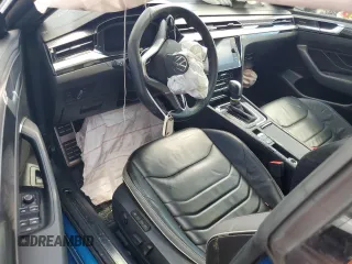 2023 Volkswagen Arteon SEL Premium R-Line z VIN WVWTR7AN8PE002467, wystawiony jako Copart lot #72014284 z przebiegiem Nie podano mil oraz Szkoda całkowita • Salvage title. Historia ofert i sprzedaży dostępna na DreamBid. Obrazek 8.