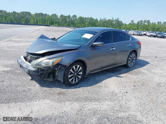 2016 Nissan Altima 2.5 SR with VIN 1N4AL3AP3GC186902, listed as a IAAI auction lot 39780328 with 142,952 mi miles. Bid and sale history available at carsss.com. Image 17.