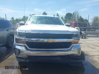 2017 Chevrolet Silverado 1500 LT with VIN 3GCPCREC4HG450688, listed as a IAAI auction lot 41937564 with 82,267 mi miles. Bid and sale history available at carsss.com. Image 12.