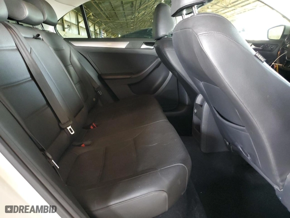 2018 Volkswagen Jetta 1.4T SE with VIN 3VWDB7AJ1JM217709, listed as a Copart auction lot 50658165 with 84,972 mi miles and Salvage Title. Bid and sale history available at carsss.com. Image 10.