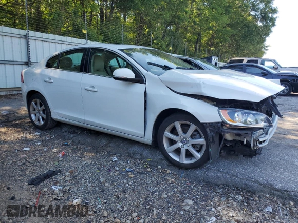 2016 Volvo S60 T5 Drive-E Premier z VIN YV126MFK8G2390619, wystawiony jako Copart lot #57810155 z przebiegiem 87 272 mil mil oraz Szkoda całkowita • Salvage title. Historia ofert i sprzedaży dostępna na DreamBid. Obrazek 4.