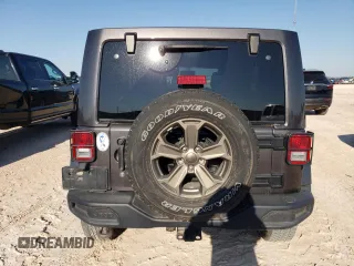 2018 Jeep Wrangler JK Unlimited Sport with VIN 1C4BJWDG8JL885080, listed as a Copart auction lot 70448894 with 26,801 mi miles and Salvage Title. Bid and sale history available at carsss.com. Image 6.