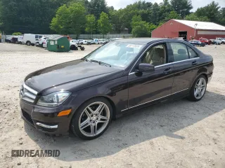 2012 Mercedes-Benz C 300 Sport z VIN WDDGF8BBXCR209178, wystawiony jako Copart lot #59713565 z przebiegiem 86 149 mil mil oraz Czysty tytuł • Clean title. Historia ofert i sprzedaży dostępna na DreamBid. Obrazek 1.