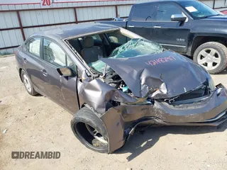 2014 Honda Civic LX z VIN 19XFB2F51EE040881, wystawiony jako IAAI lot #42482917 z przebiegiem Nie podano mil oraz . Historia ofert i sprzedaży dostępna na DreamBid. Obrazek 1.