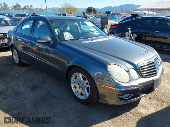 2008 Mercedes-Benz E-Class Luxury 3.5L with VIN WDBUF56X48B332250, listed as a IAAI auction lot 41824221 with 108,956 mi miles. Bid and sale history available at carsss.com. Image 1.