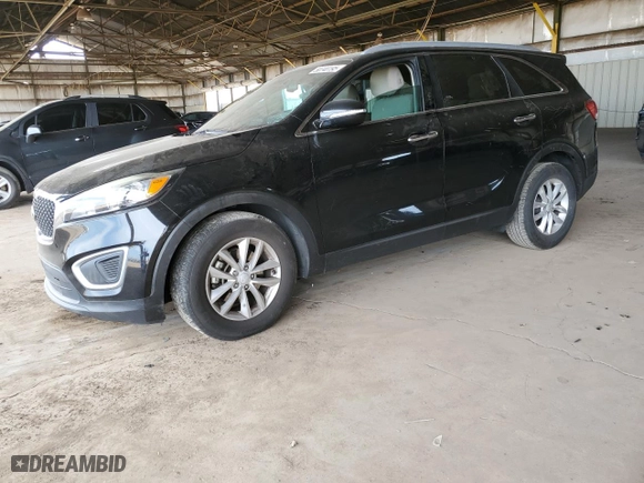 2017 Kia Sorento LX V6 with VIN 5XYPG4A55HG302482, listed as a Copart auction lot 50740195 with 135,652 mi miles and Salvage Title. Bid and sale history available at carsss.com. Image 1.