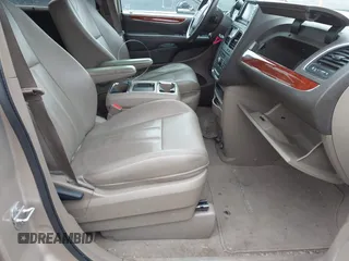 2013 Chrysler Town & Country Touring with VIN 2C4RC1BG3DR778321, listed as a IAAI auction lot 42192636 with 120,064 mi miles and . Bid and sale history available at DreamBid. Image 5.
