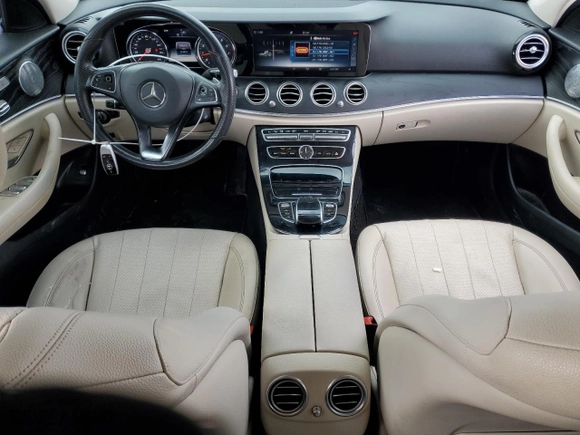 2017 Mercedes-Benz E-Class E 300 Luxury with VIN WDDZF4KB1HA145930, listed as a Copart auction lot 45401385 with NaN miles and Clean Title. Bid and sale history available at carsss.com. Image 8.