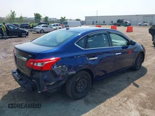 2017 Nissan Sentra SV with VIN 3N1AB7AP0HY211268, listed as a IAAI auction lot 42433303 with 60,251 mi miles and . Bid and sale history available at DreamBid. Image 4.