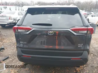 2024 Toyota RAV4 XLE Premium z VIN 2T3A1RFVXRC416172, wystawiony jako IAAI lot #41095757 z przebiegiem 13 208 mil mil oraz . Historia ofert i sprzedaży dostępna na DreamBid. Obrazek 17.