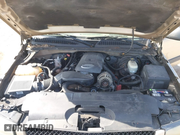 2005 Chevrolet Silverado 1500 Z71 with VIN 2GCEK19B951171707, listed as a IAAI auction lot 42062775 with 129,044 mi miles and . Bid and sale history available at DreamBid. Image 10.