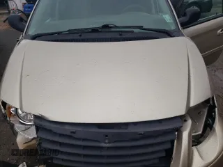 2006 Chrysler Town & Country LWB LX with VIN 1A4GP44R76B610205, listed as a Copart auction lot 64354854 with 105,152 mi miles and Salvage Title. Bid and sale history available at carsss.com. Image 11.