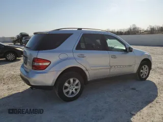 2006 Mercedes-Benz M 350 with VIN 4JGBB86E86A017230, listed as a Copart auction lot 45532555 with 118,830 mi miles and Salvage Title. Bid and sale history available at DreamBid. Image 3.