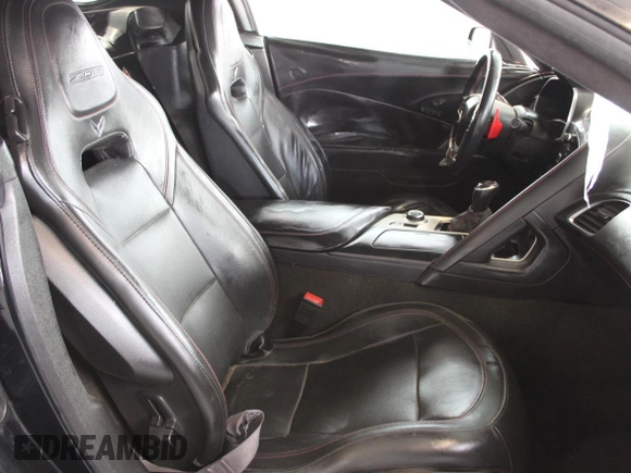 2017 Chevrolet Corvette Z06 3LZ z VIN 1G1YU3D60H5603836, wystawiony jako Copart lot #58603865 z przebiegiem 4 594 mil mil oraz Szkoda całkowita • Salvage title. Historia ofert i sprzedaży dostępna na DreamBid. Obrazek 5.