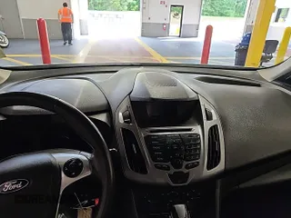 2015 Ford Transit Connect XLT с VIN NM0LS7F73F1202724, выставлен на аукционе IAAI как лот 42569730 с пробегом 127 344 миль миль и . История ставок и продаж доступна на DreamBid. Изображение 24.
