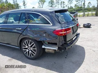 2023 Mercedes-Benz E-Class E 450 with VIN W1KZH6AB5PB181314, listed as a IAAI auction lot 42015789 with 27,149 mi miles. Bid and sale history available at carsss.com. Image 6.