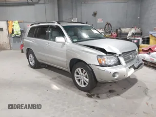 2006 Toyota Highlander z VIN JTEEW21AX60012751, wystawiony jako IAAI lot #41193889 z przebiegiem 205 628 mil mil oraz . Historia ofert i sprzedaży dostępna na DreamBid. Obrazek 1.