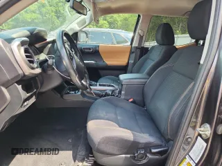 2017 Toyota Tacoma SR5 with VIN 3TMAZ5CNXHM044286, listed as a Copart auction lot 61455145 with 112,079 mi miles and Salvage title. Bid and sale history available at DreamBid. Image 7.