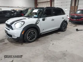 2016 MINI Countryman S with VIN WMWZC5C57GWU20085, listed as a IAAI auction lot 42403406 with 90,592 mi miles and . Bid and sale history available at DreamBid. Image 21.
