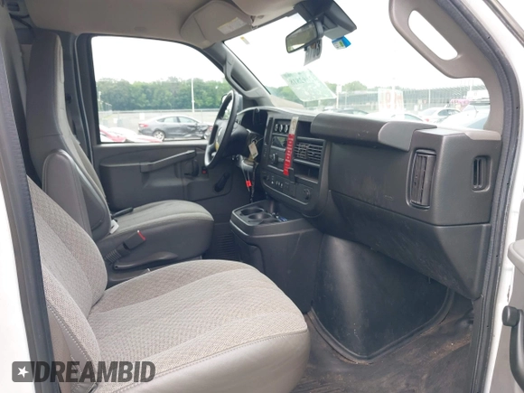 2019 Chevrolet Express Cargo with VIN 1GCWGAFP8K1370495, listed as a IAAI auction lot 42692818 with 73,398 mi miles and . Bid and sale history available at DreamBid. Image 5.
