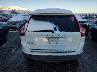 2011 Volvo XC60 3.2L with VIN YV4952DL9B2162335, listed as a Copart auction lot 48725495 with 127,859 mi miles and Salvage Title. Bid and sale history available at carsss.com. Image 6.