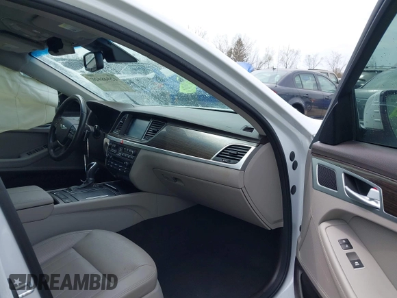 2017 Genesis G80 3.8L с VIN KMHGN4JE5HU183025, выставлен на аукционе IAAI как лот 42048920 с пробегом 90 073 миль миль и . История ставок и продаж доступна на DreamBid. Изображение 5.