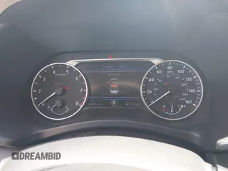 2025 Nissan Sentra SV z VIN 3N1AB8CV7SY292715, wystawiony jako IAAI lot #42441271 z przebiegiem 5 623 mil mil oraz . Historia ofert i sprzedaży dostępna na DreamBid. Obrazek 7.