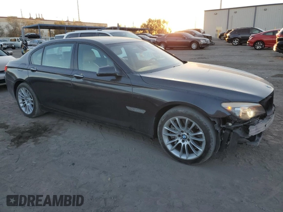 2012 BMW 7 Series 750Li with VIN WBAKB8C59CC964363, listed as a Copart auction lot 89381095 with 103,010 mi miles and Salvage Title. Bid and sale history available at carsss.com. Image 4.
