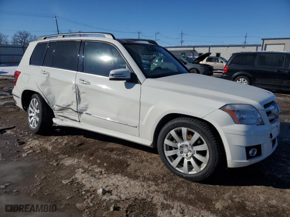 2011 Mercedes-Benz GLK-Class GLK 350 with VIN WDCGG8HBXBF614093, listed as a Copart auction lot 45220875 with 150,574 mi miles and Salvage Title. Bid and sale history available at carsss.com. Image 4.