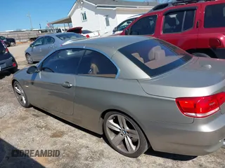 2007 BMW 3 Series 335i with VIN WBAWL735X7PX49923, listed as a IAAI auction lot 41665131 with 117,135 mi miles. Bid and sale history available at carsss.com. Image 15.