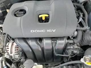 2018 Hyundai Elantra SE z VIN KMHD74LF6JU613704, wystawiony jako Copart lot #85356045 z przebiegiem 60 821 mil mil oraz Szkoda całkowita • Salvage title. Historia ofert i sprzedaży dostępna na DreamBid. Obrazek 13.