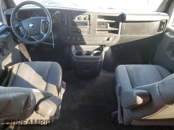 2009 Chevrolet Express Passenger with VIN 1GAHG35K091166089, listed as a Copart auction lot 76703124 with 184,354 mi miles and Clean title. Bid and sale history available at DreamBid. Image 8.