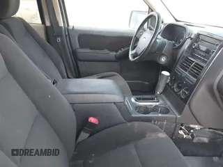2010 Ford Explorer XLT with VIN 1FMEU6DE3AUA81990, listed as a IAAI auction lot 41788847 with 120,382 mi miles. Bid and sale history available at carsss.com. Image 5.