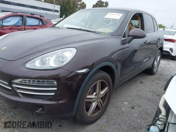 2014 Porsche Cayenne с VIN WP1AA2A23ELA96398, выставлен на аукционе IAAI как лот 42374715 с пробегом 76 734 миль миль и . История ставок и продаж доступна на DreamBid. Изображение 17.