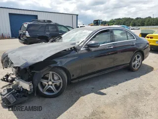 2017 Mercedes-Benz E 300 Luxury with VIN WDDZF4JB9HA054468, listed as a Copart auction lot 55633075 with 90,861 mi miles and Salvage Title. Bid and sale history available at DreamBid. Image 1.