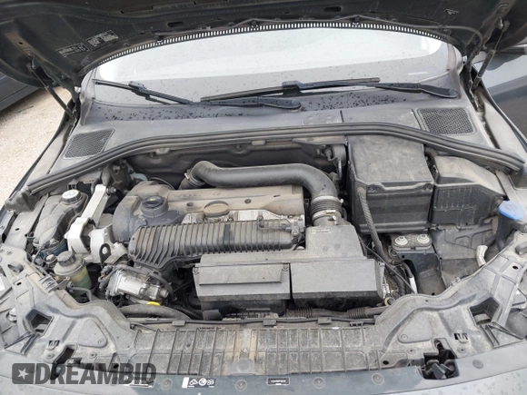 2015 Volvo V60 with VIN YV1612SB3F1192139, listed as a IAAI auction lot 42471036 with 104,935 mi miles and . Bid and sale history available at DreamBid. Image 10.