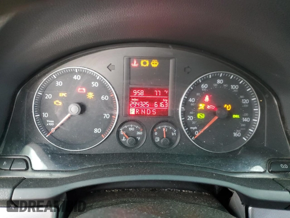 2007 Volkswagen Jetta Wolfsburg Edition с VIN 3VWEF71K27M068477, выставлен на аукционе Copart как лот 54299025 с пробегом 294 325 миль миль и Списание • Salvage title. История ставок и продаж доступна на DreamBid. Изображение 9.